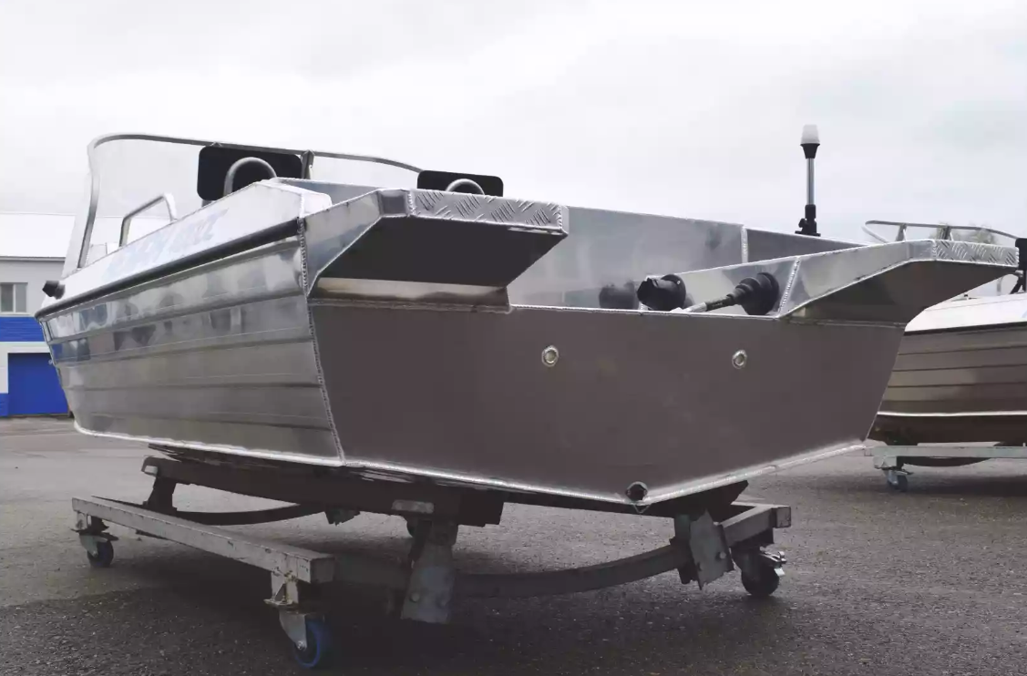 Алюминиевая лодка  Neman-400 DC в Петропавловске-Камчатском