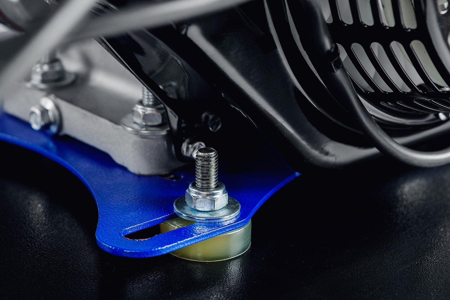 МОТОБУКСИРОВЩИК IKUDZO LONG 2.0 1700/500 EKR19 в Петропавловске-Камчатском