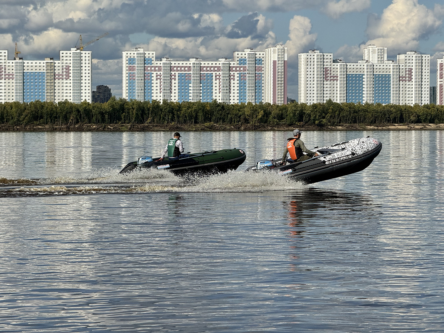 Лодка MISHIMO BIG FLOOR 440 в Петропавловске-Камчатском