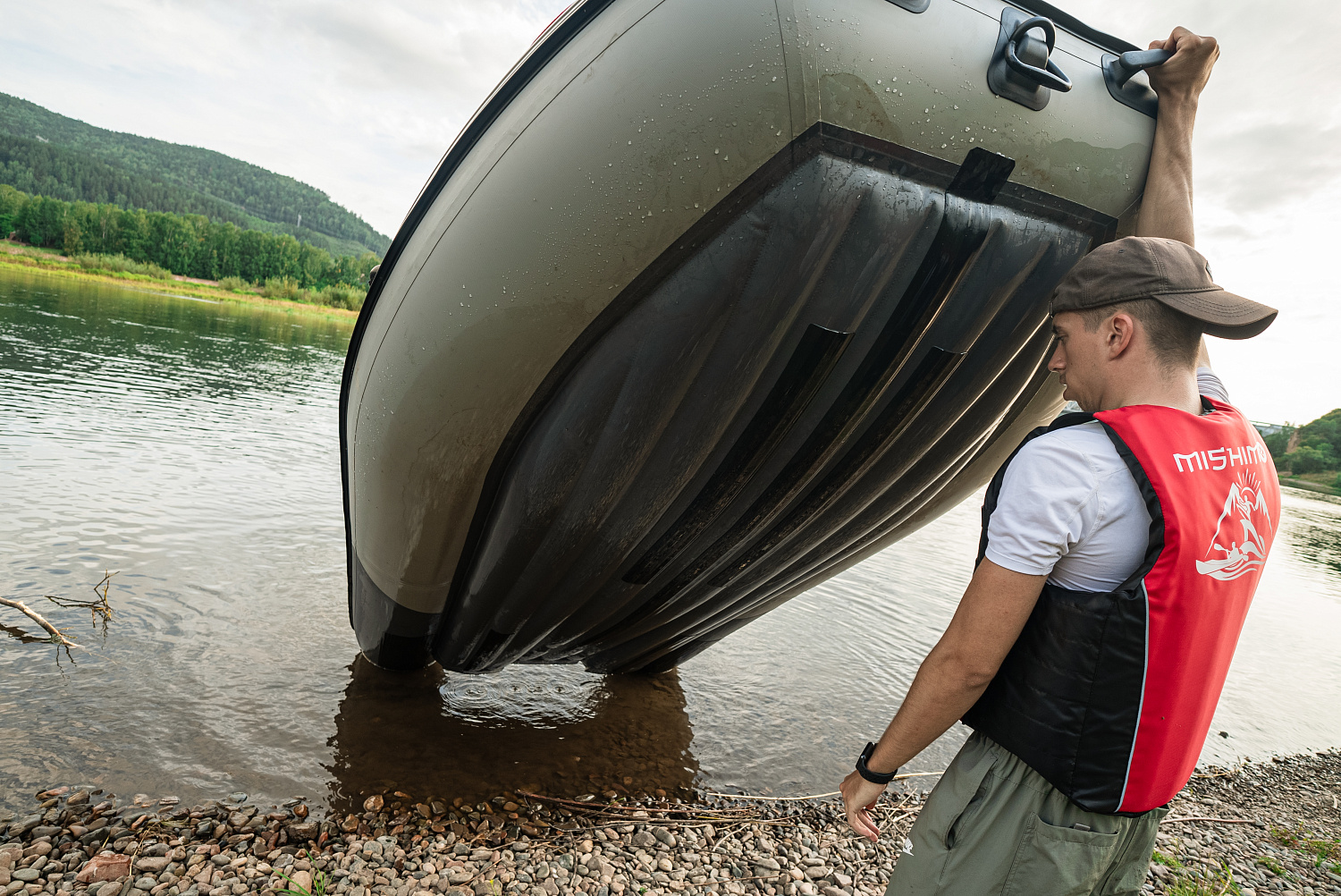 Лодка MISHIMO RIVER JET 390 под водомет в Петропавловске-Камчатском