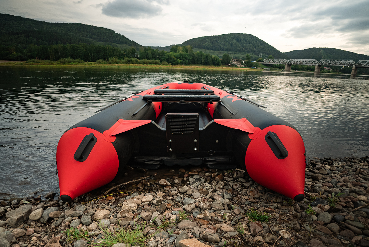 Лодка MISHIMO RIVER JET 400 под водомет в Петропавловске-Камчатском