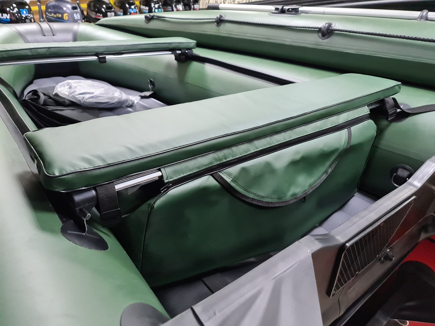 КОМПЛЕКТ МЯГКИХ НАКЛАДОК С СУМКОЙ ДЛЯ ЛОДОК 90Х20 ЗЕЛЕНЫЙ в Петропавловске-Камчатском