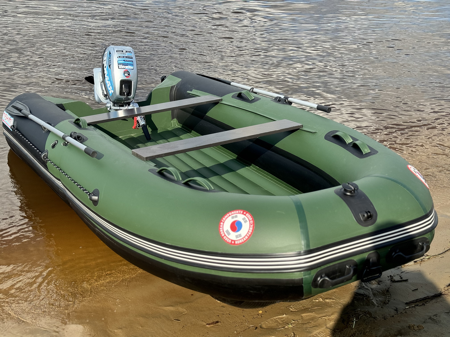 Лодка MISHIMO BIG FLOOR 400 в Петропавловске-Камчатском