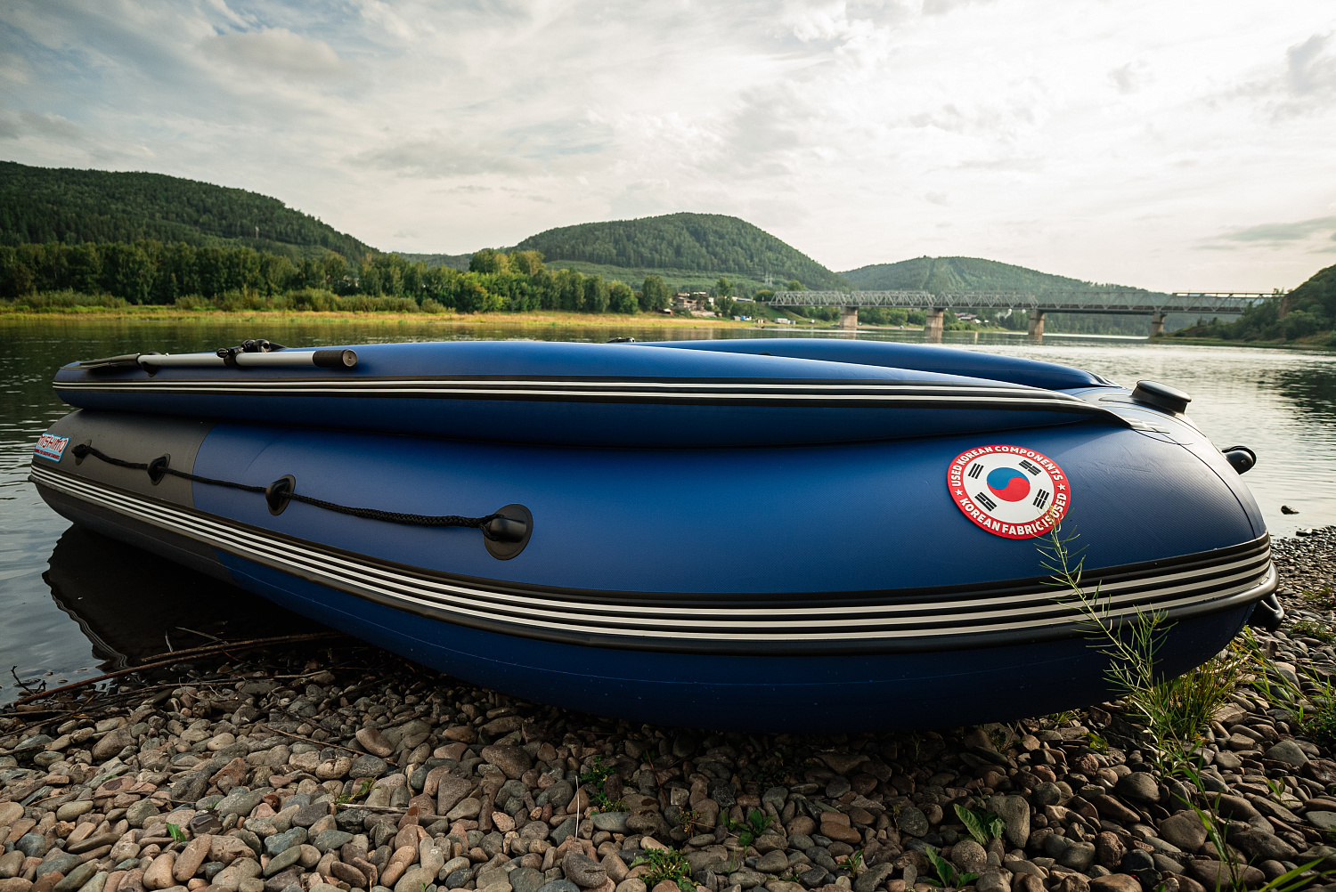 Лодка MISHIMO RIVER FJET PRO 430  под водомет в Петропавловске-Камчатском