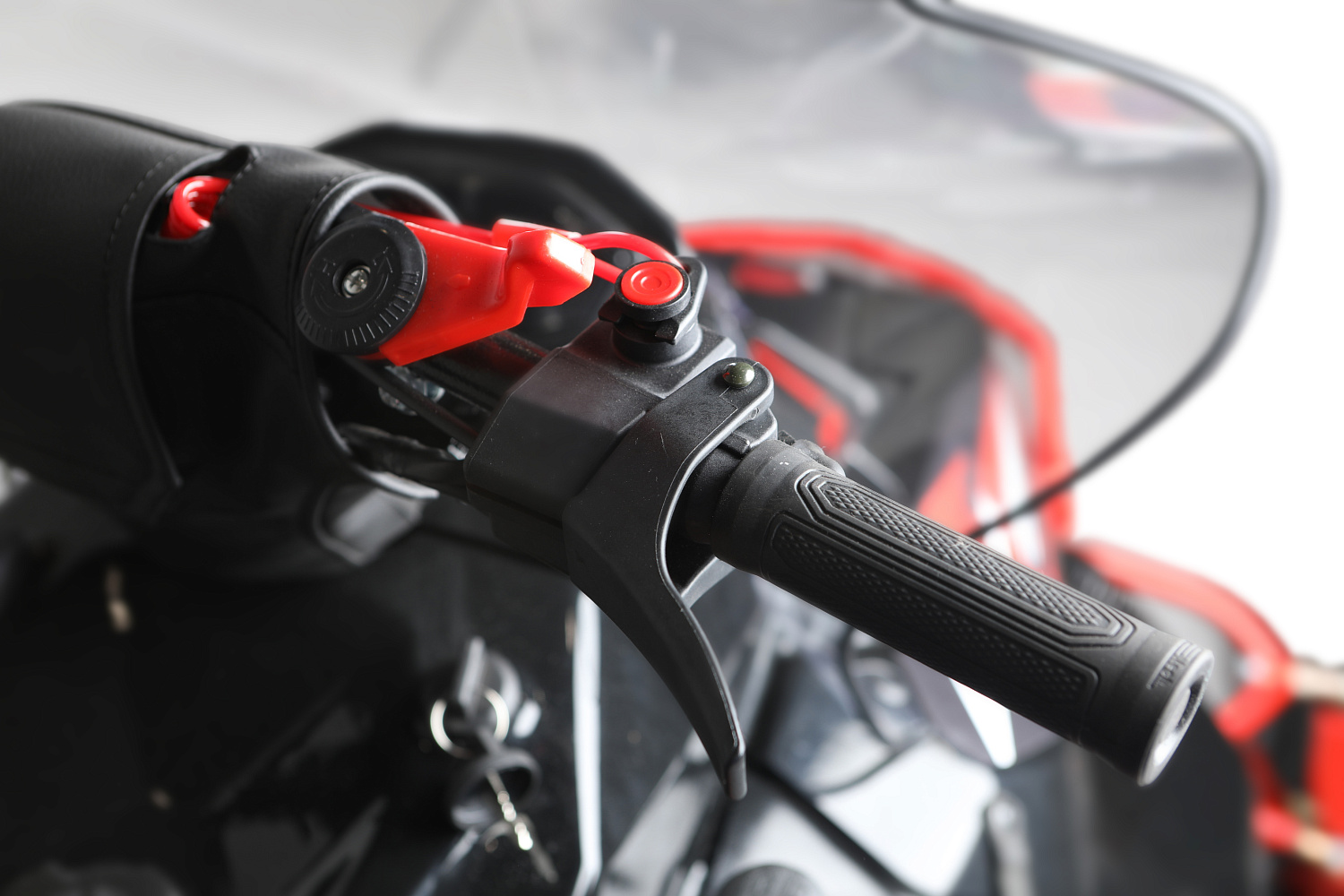 Снегоход IKUDZO HUNTER 600LK 20 V2 в Петропавловске-Камчатском