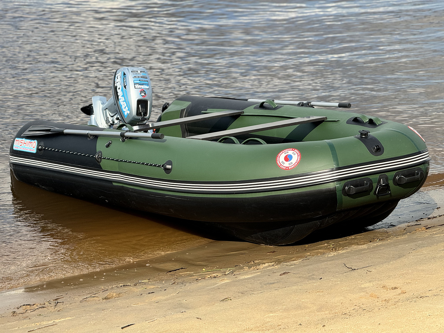Лодка MISHIMO BIG FLOOR 400 в Петропавловске-Камчатском