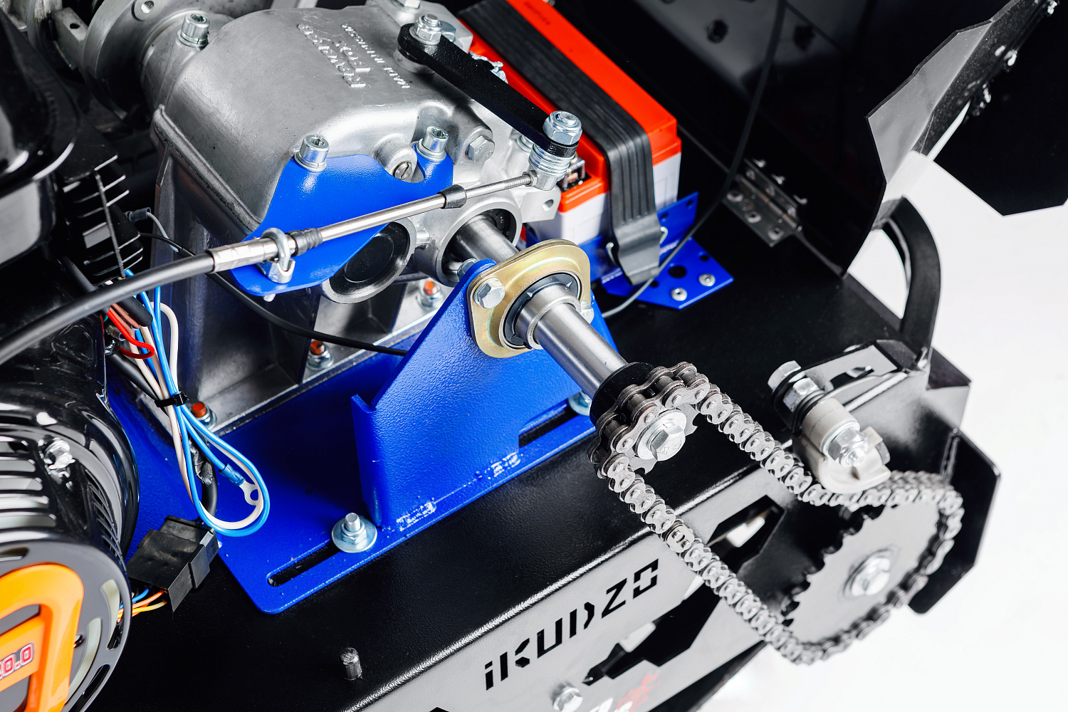 МОТОБУКСИРОВЩИК IKUDZO LONG 2.0 1700/500 EKR19 в Петропавловске-Камчатском