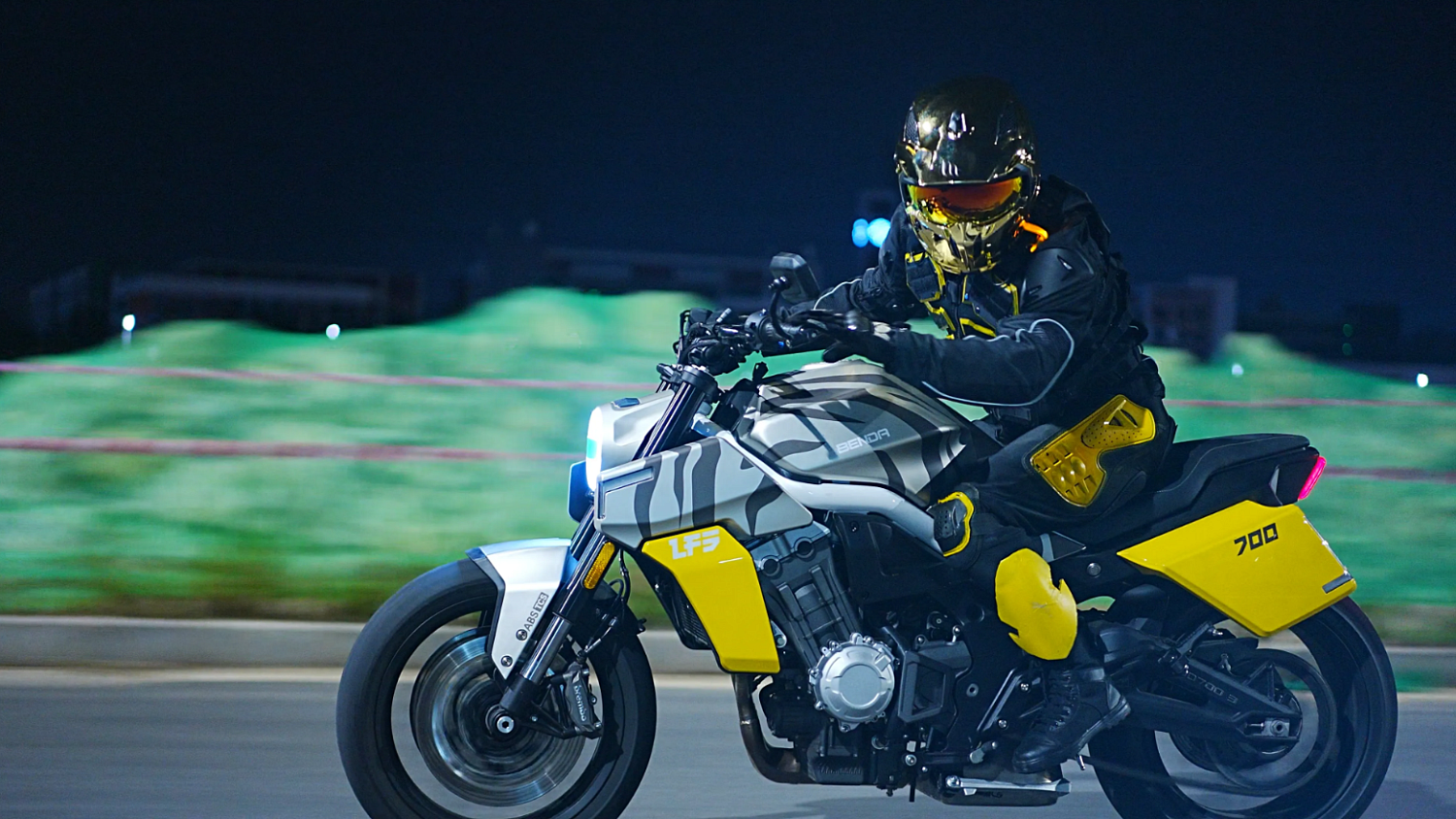 Мотоцикл Benda LFS 700 в Петропавловске-Камчатском